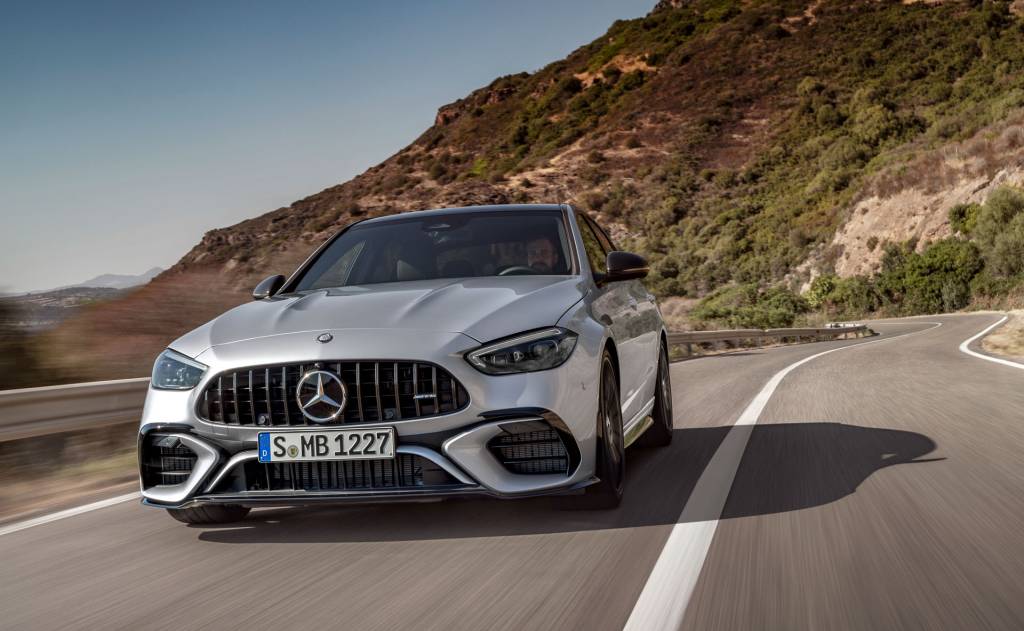 Mercedes-AMG C63 S frontal sedã