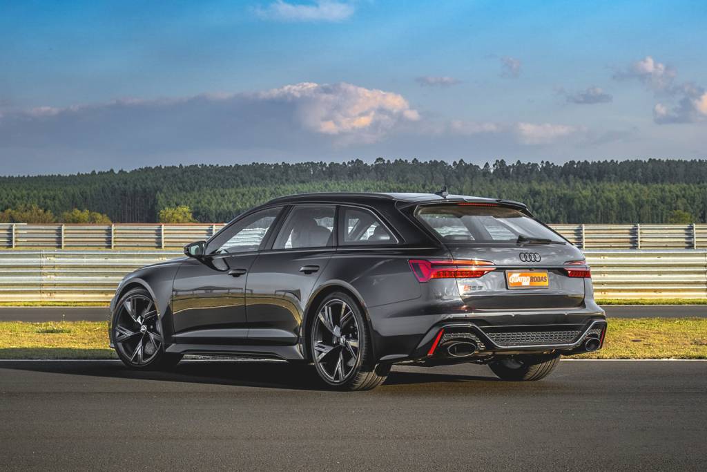 Audi RS6 Avant 2022