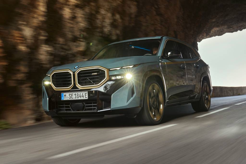 BMW XM-4 BMW XM