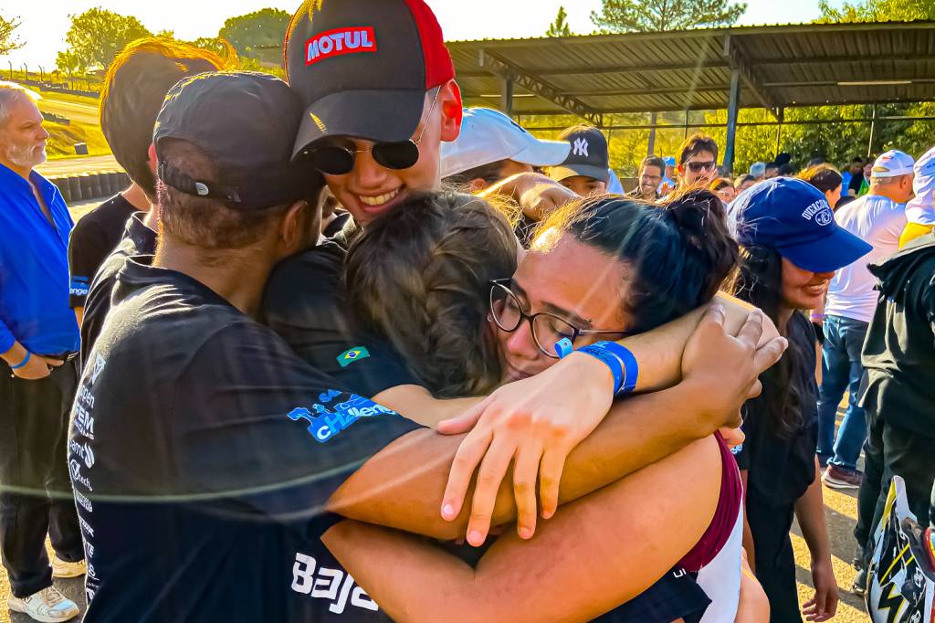 Baja SAE Unicamp-10 Com choro e ranger de dentes: vitória inédita e à brasileira