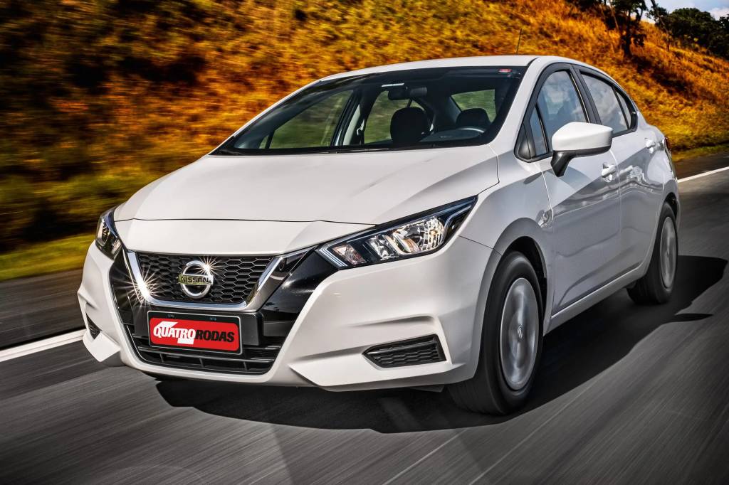FLP4063-e1632274625534 Nissan Versa Sense