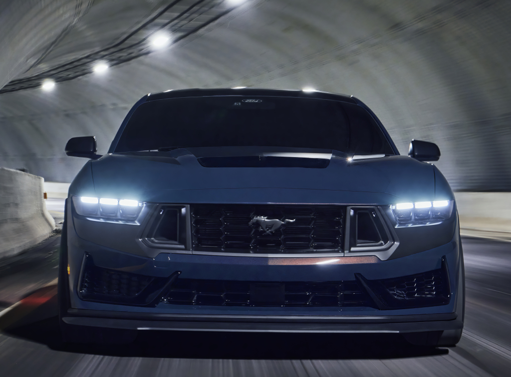 Ford Mustang Dark Horse