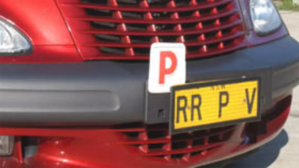 p-plate-1 Placa P vermelha australiana
