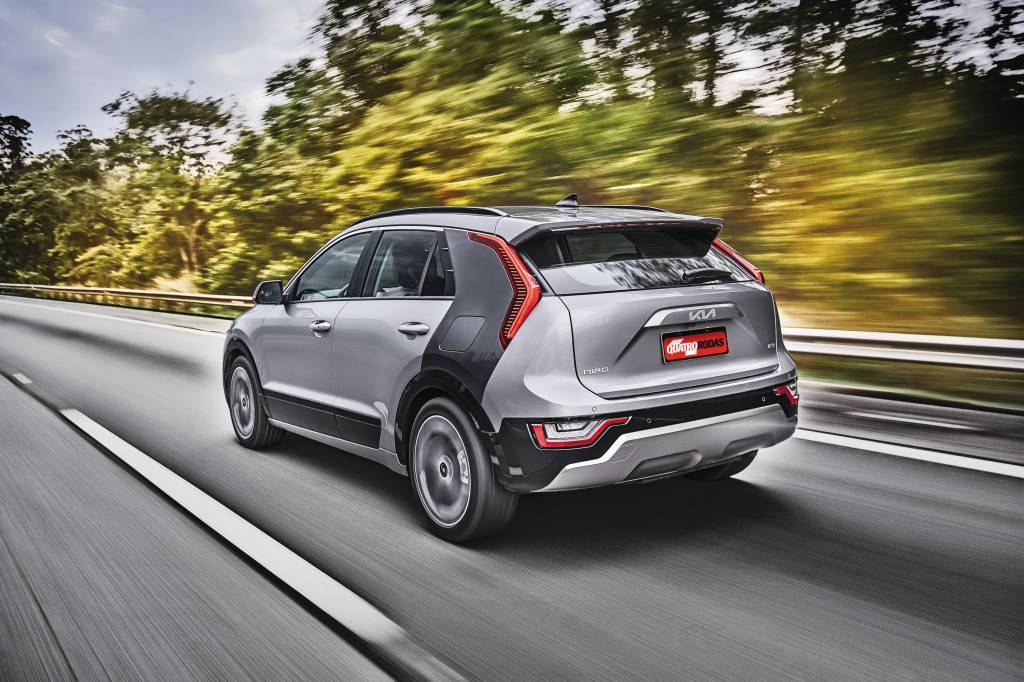 Kia Niro Kia Niro é SUV híbrido que faz 22 km/l e acerta no design e tecnologia