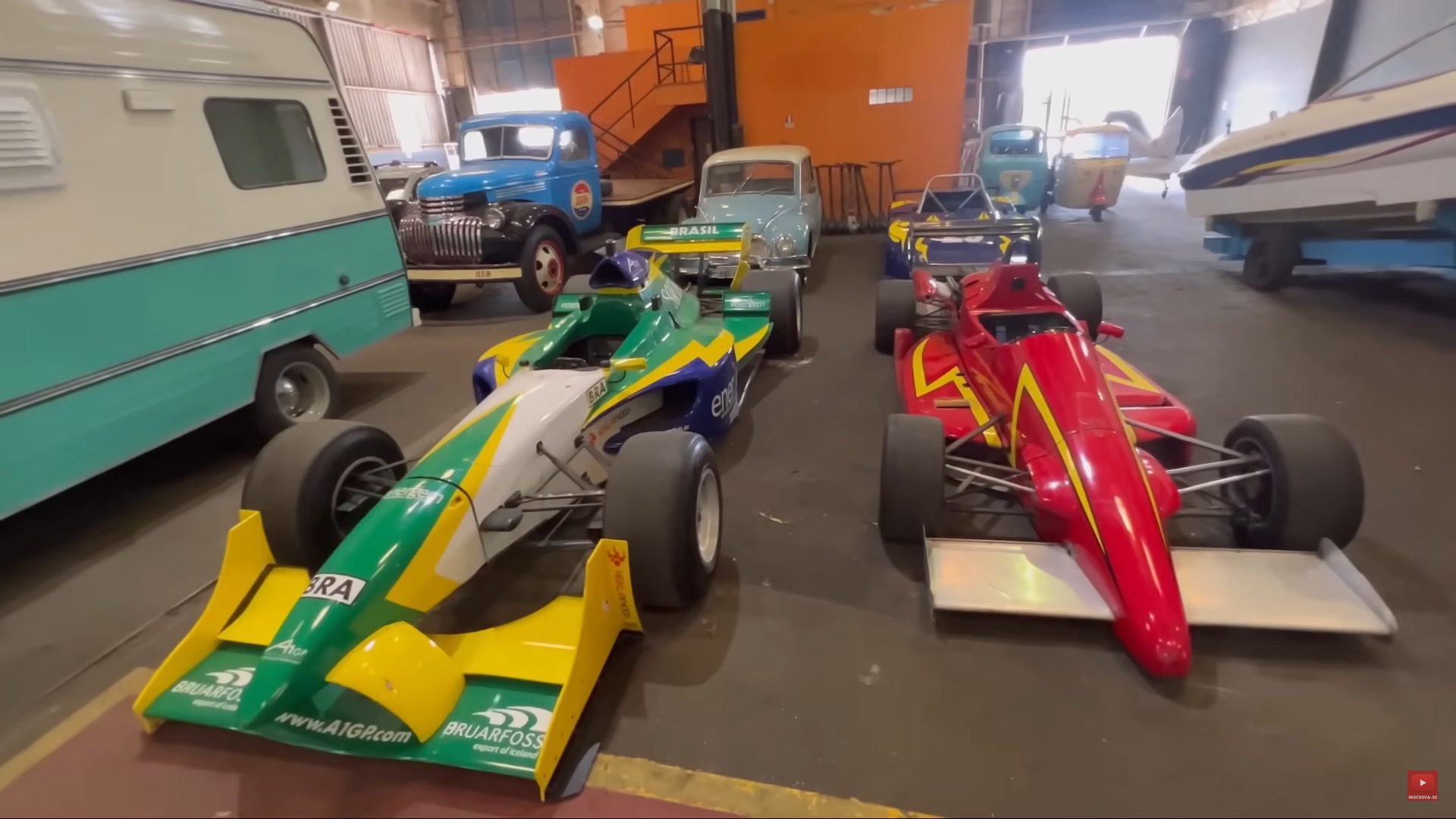 Coleção de Emerson Fittipaldi com carros de corrida e avião será leiloada