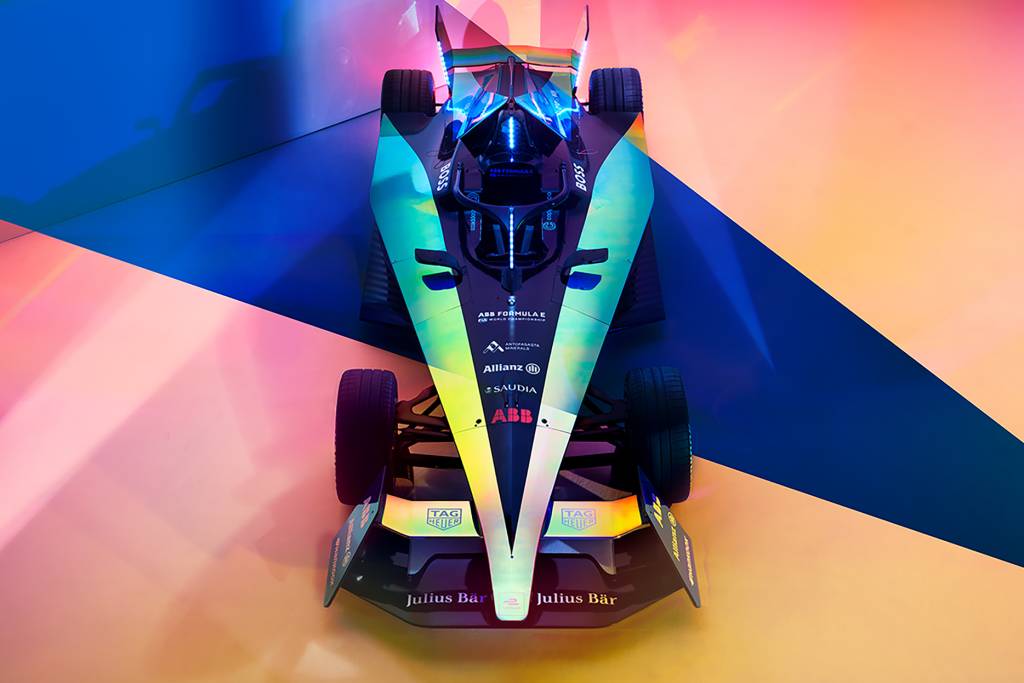 Velocidade de Fórmula 1 em um mundo totalmente novo para os fãs das pistas
