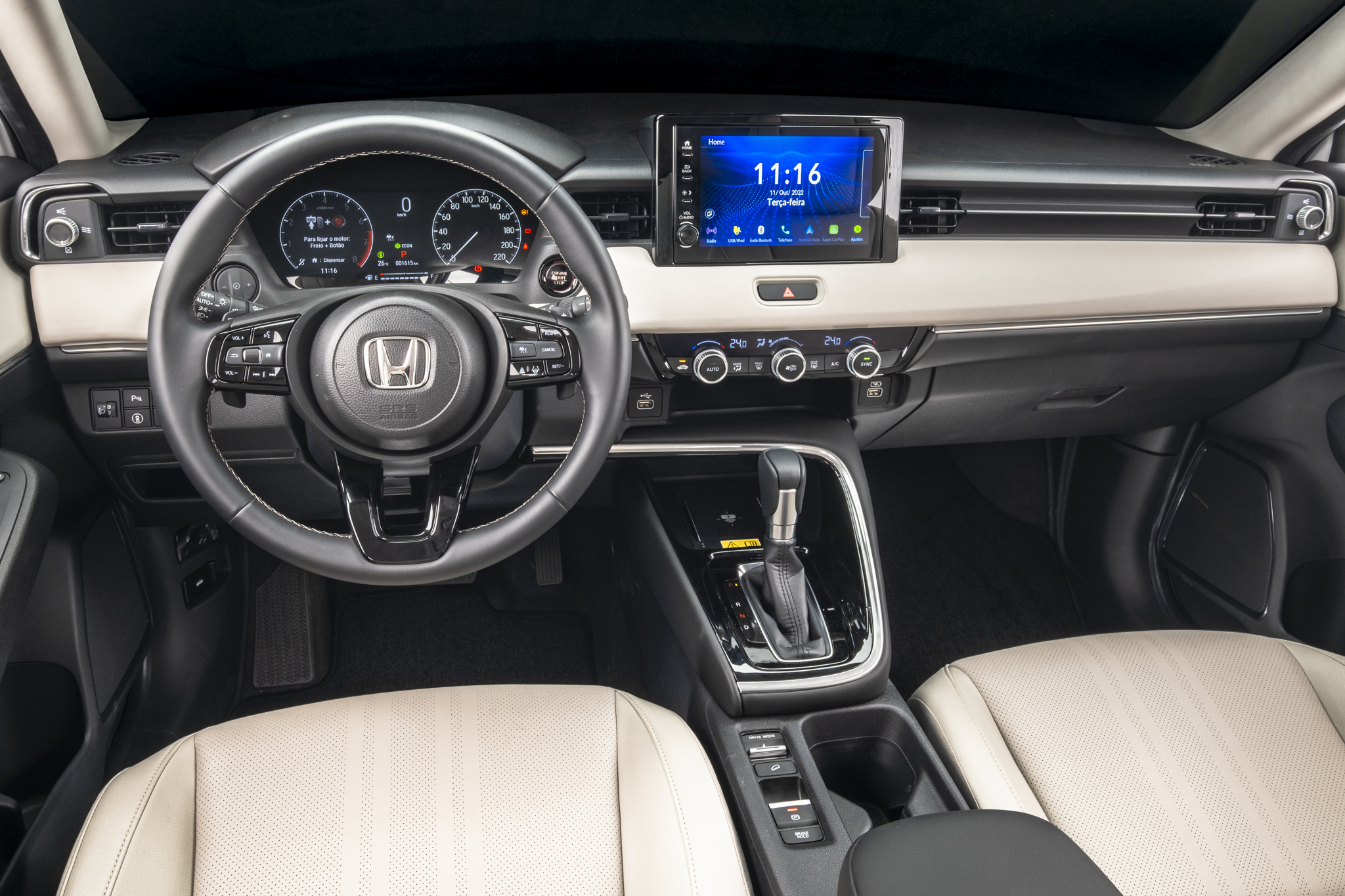 Honda HRV Turbo 2023 tem espaço de médio e anda mais que SUVs