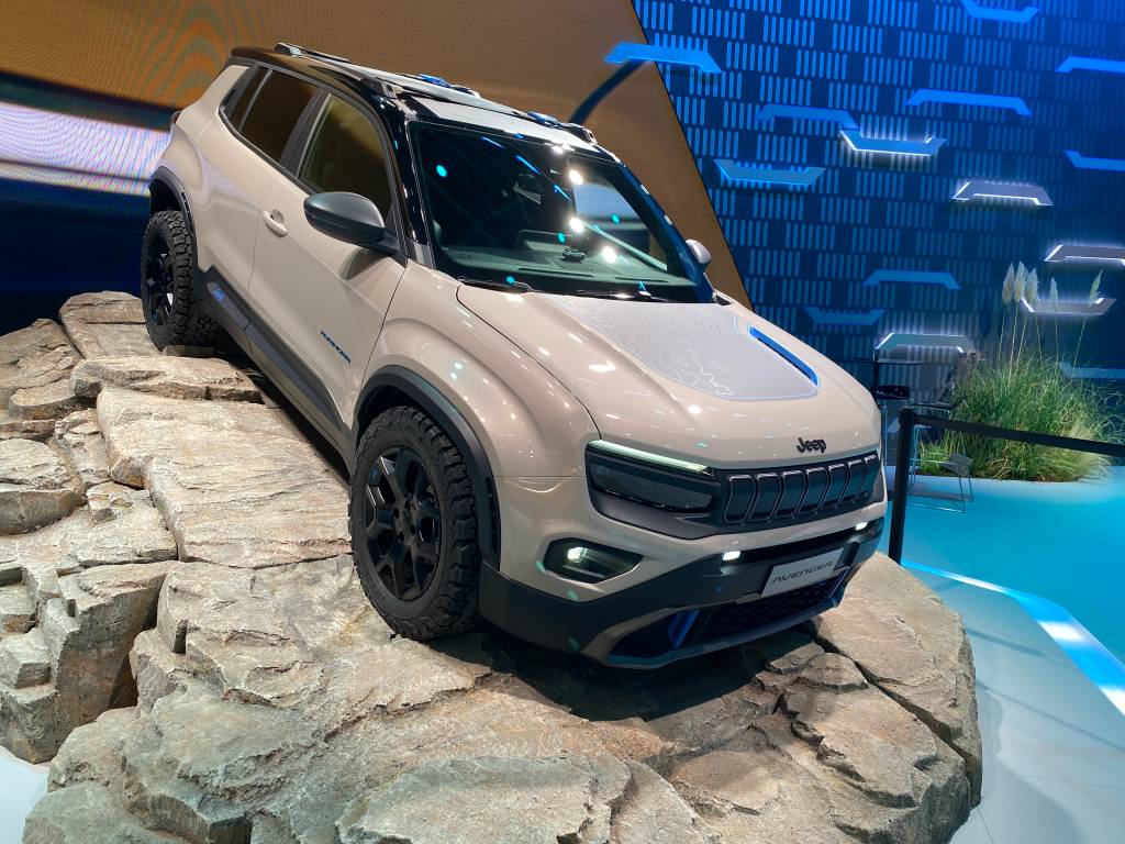 IMG_3720 ‘Mini-Renegade’, Jeep Avenger ganha versão 4×4 com pintura que não arranha