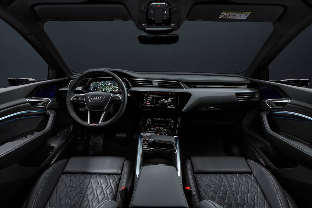 Interior do Audi SQ8 Sportback e-tron