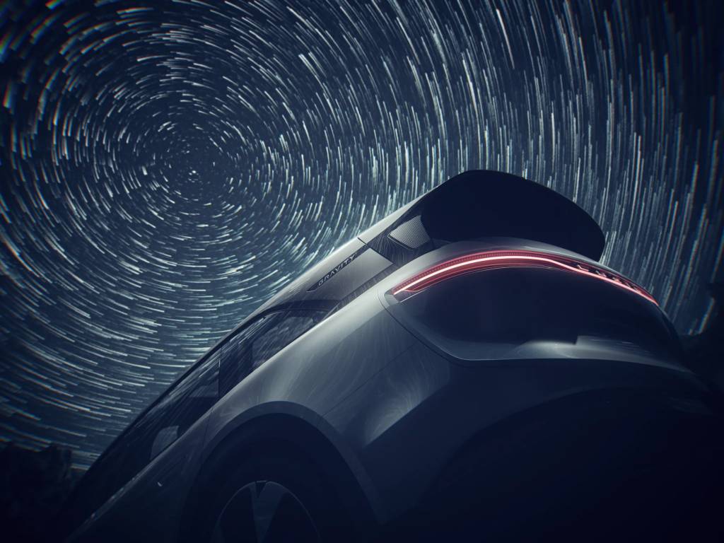 LM22_gravity_bt_dynamic_angle Lucid Gravity traseira