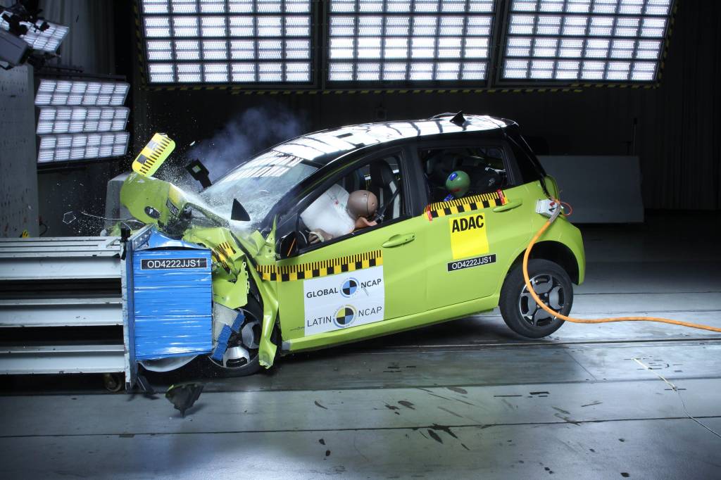 JAC E-JS1 é o primeiro elétrico do Latin NCAP e zera em testes de impacto
