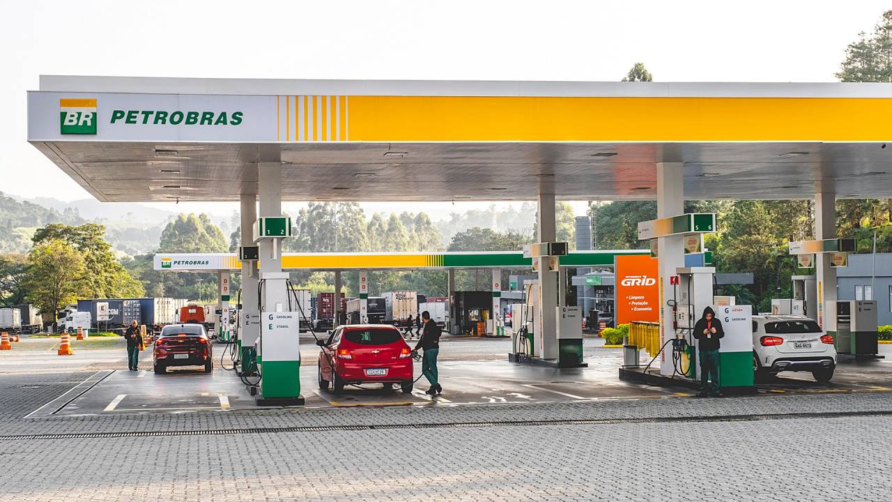 Posto-combustivel-gasolina-alcool-diesel-petrobras-3
