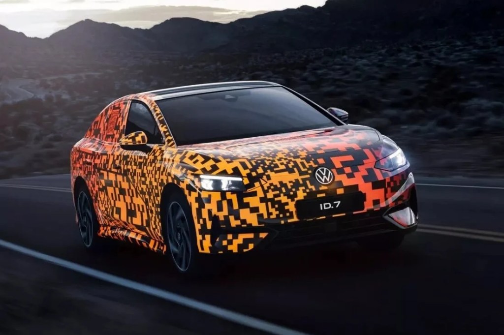 VW ID.7 é sucessor elétrico do Passat e terá mais de 700 km de autonomia