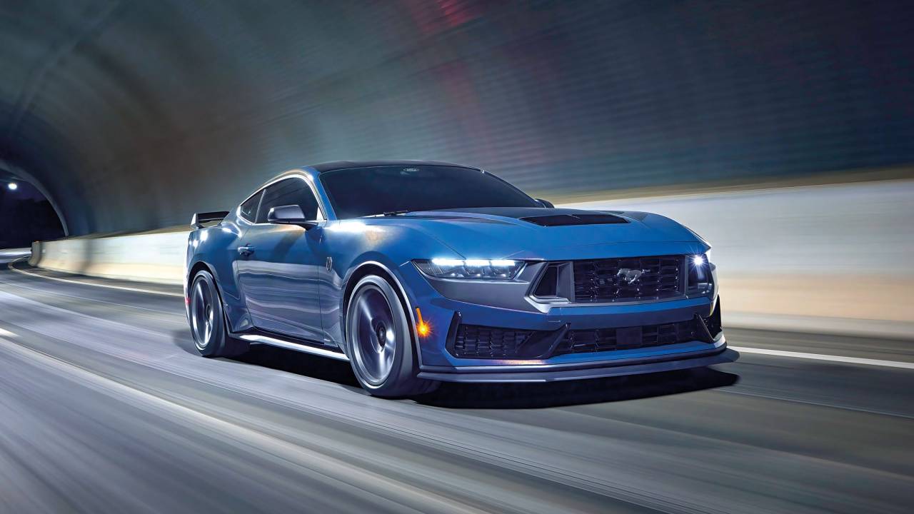 Mustang Dark Horse