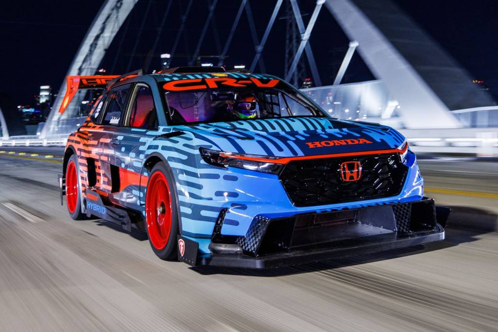 Honda CR-V ganha V6 híbrido da Fórmula Indy e passa dos 800 cv