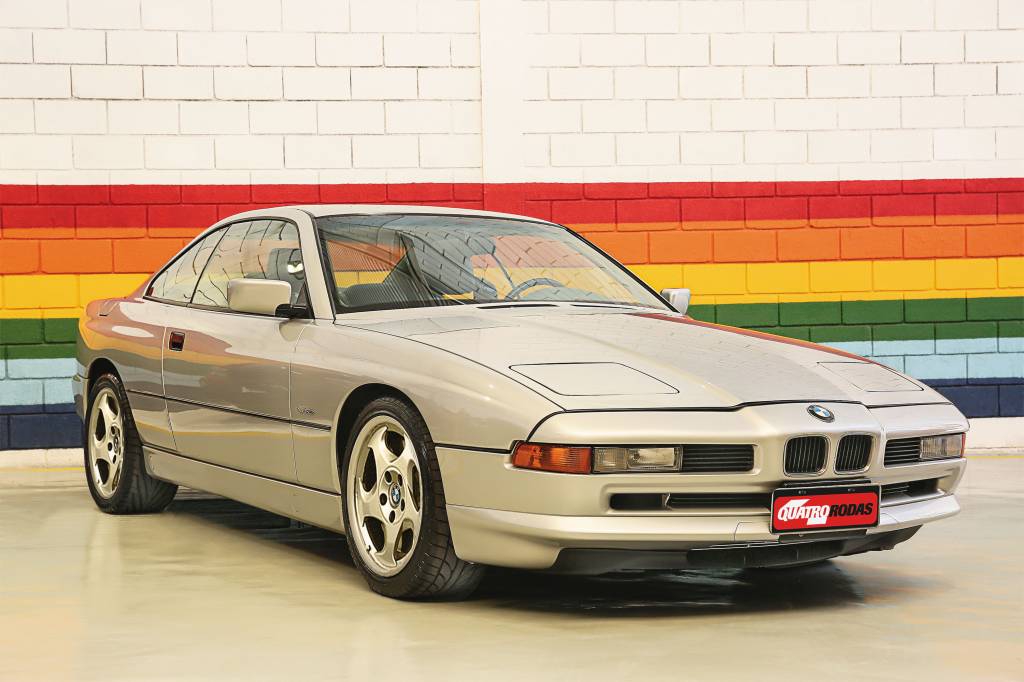 Clássico: BMW Série 8, o revolucionário cupê alemão com motor V12