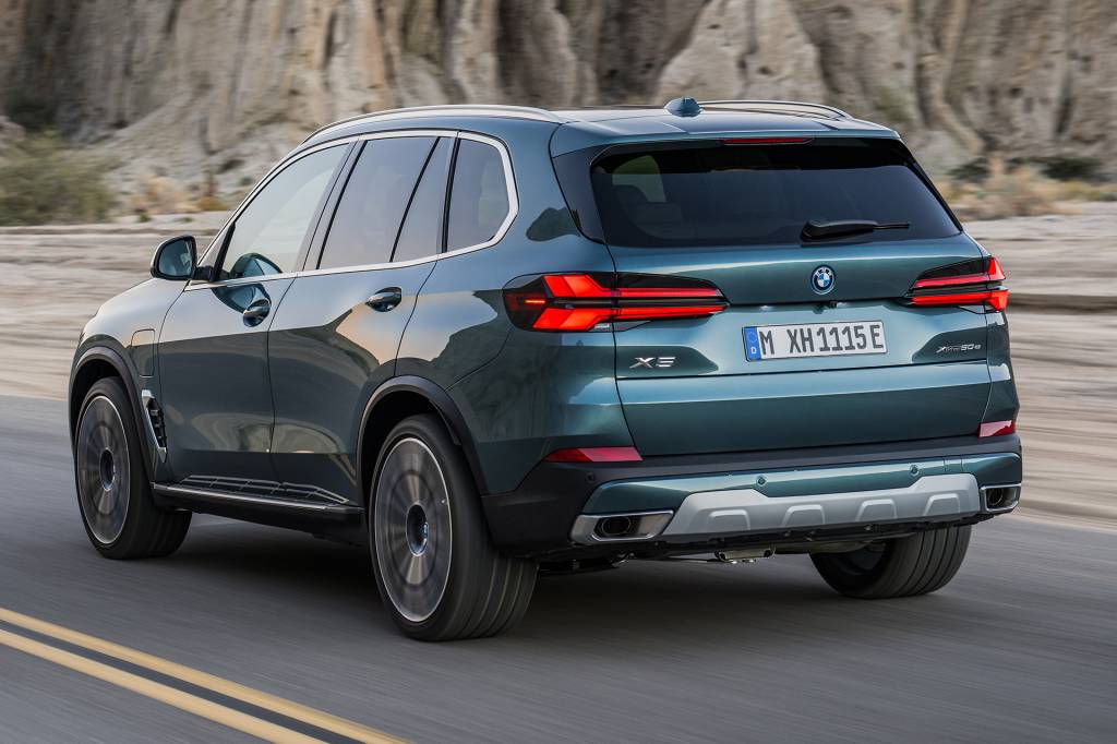 BMW X5 Dupla chega com versões MHEV a gasolina e diesel e versões híbridas plug-in