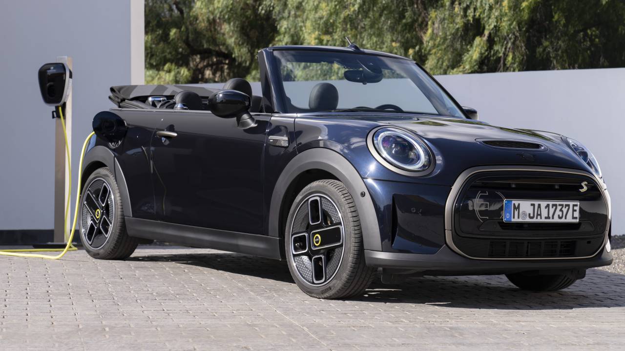 Mini Cooper SE Convertible