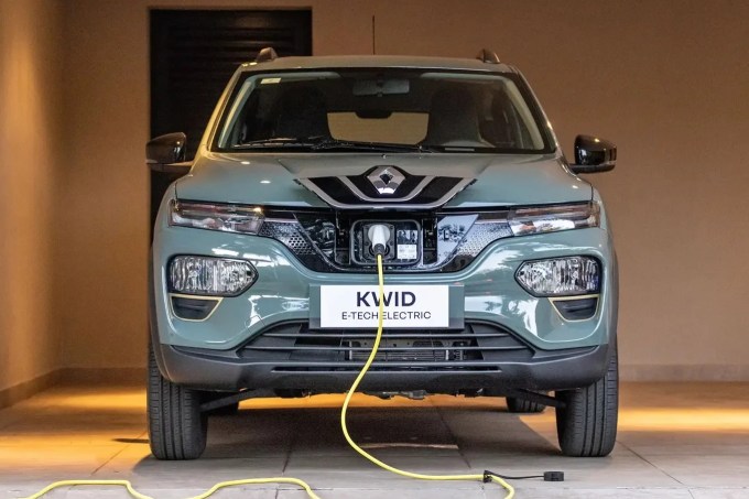 Renault-Kwid-E-Tech-Eletrico-Brasil-11