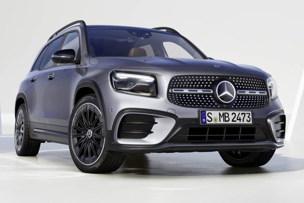The new Mercedes-Benz GLBThe new Mercedes-Benz GLB Mercedes GLB foi reestilizado e ganhou sistema híbrido leve