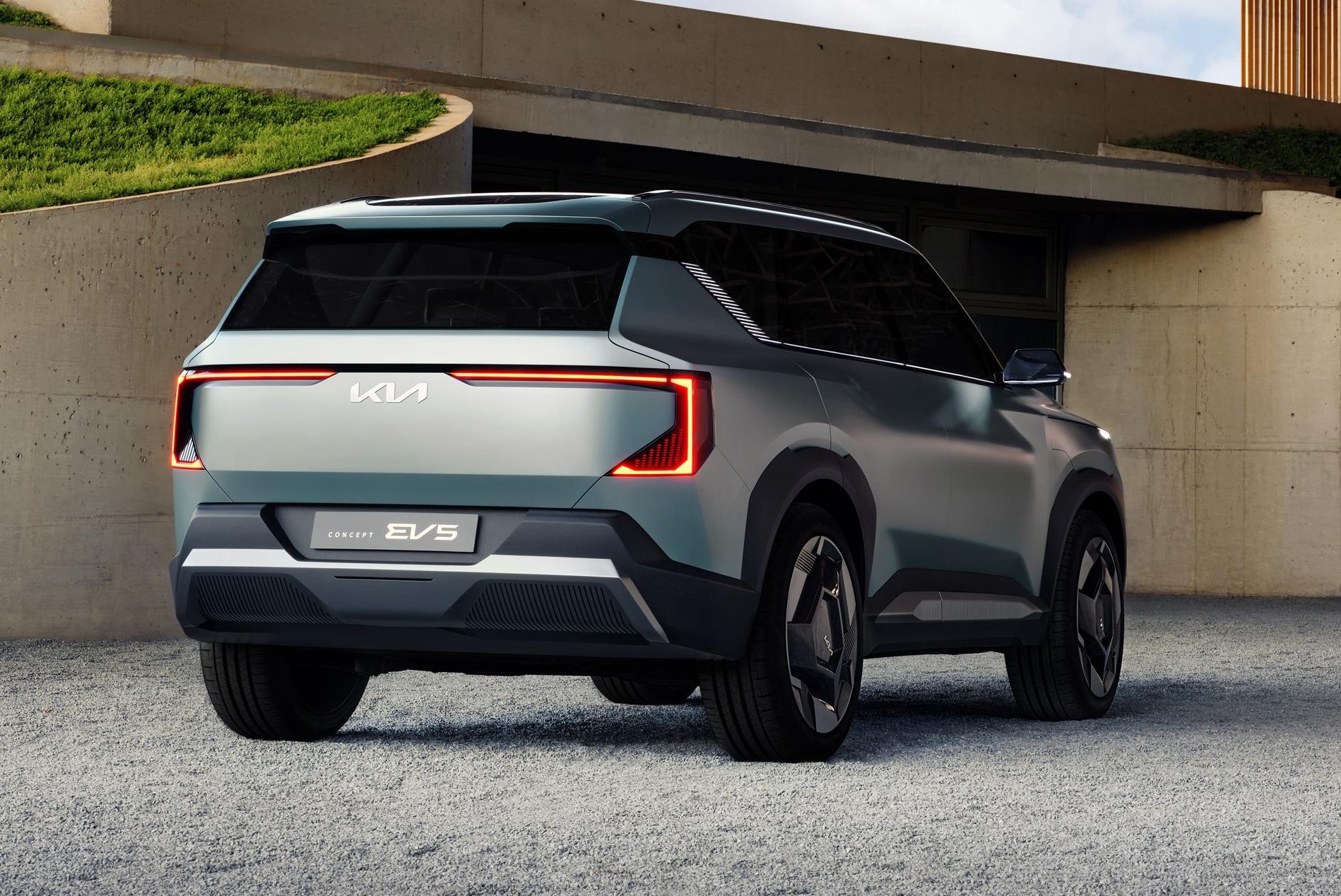 Kia EV5 Concept é SUV elétrico com bancos giratórios quase em versão