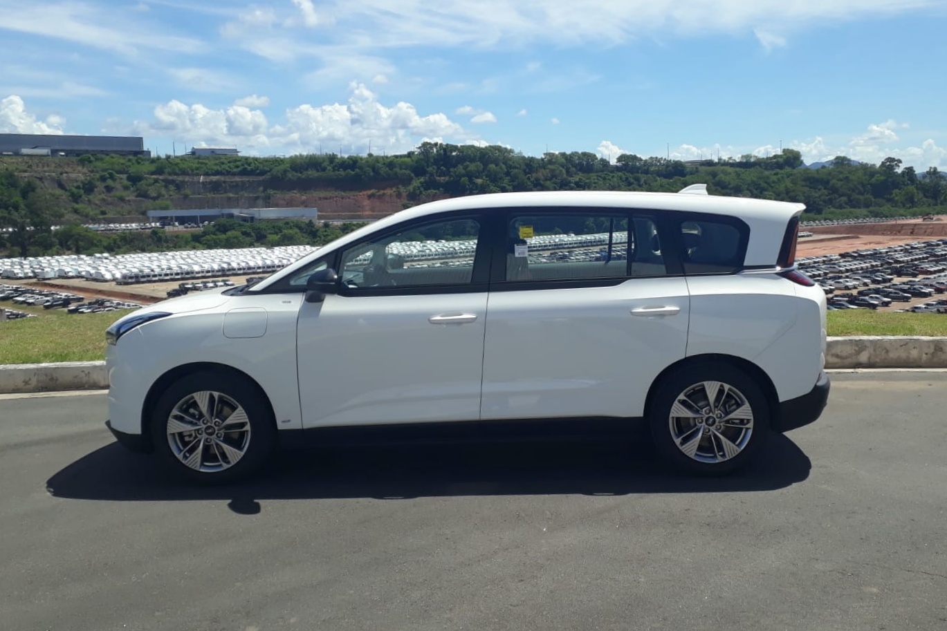 Bestune B05 desembarcou em Vit&oacute;ria (ES) para iniciar processo de homologa&ccedil;&atilde;o