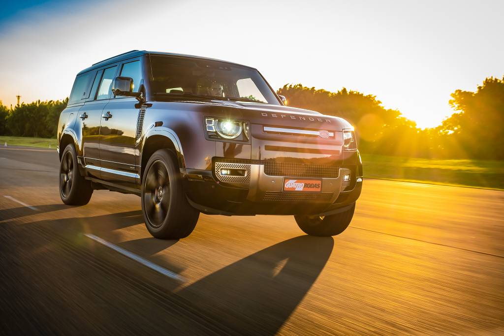 Land Rover Defender 130