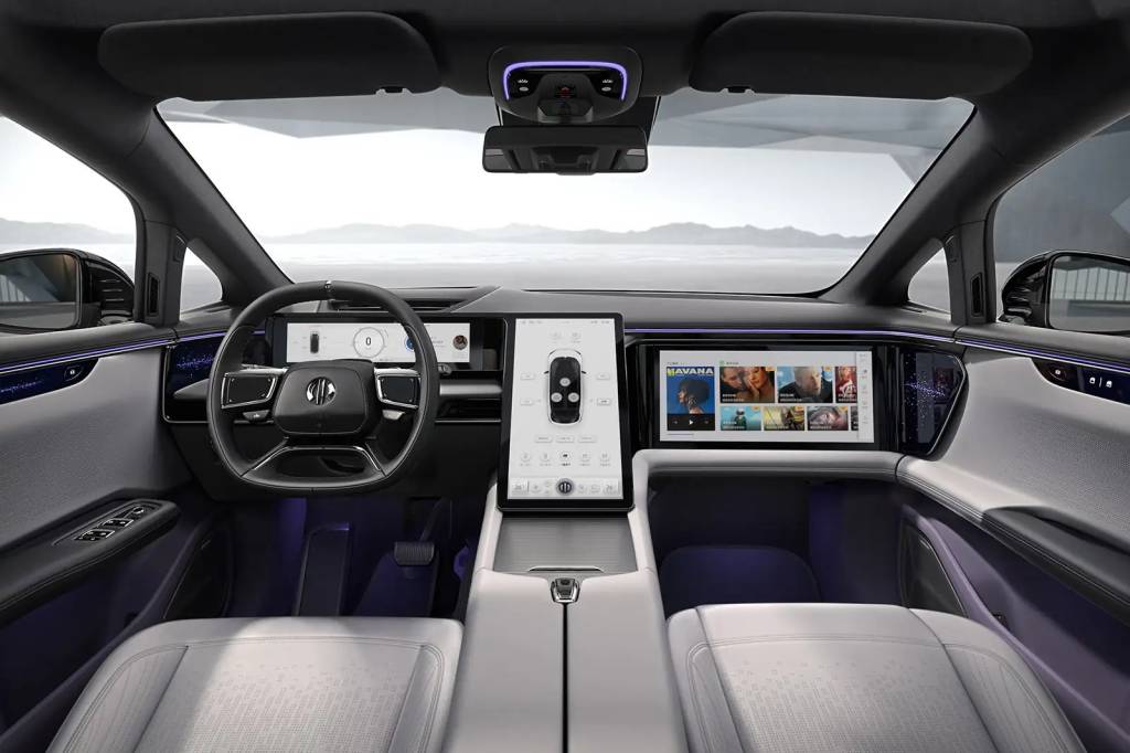 5-human-horizons-hiphi-x-2021-first-drive-dashboard HiPhi X-2