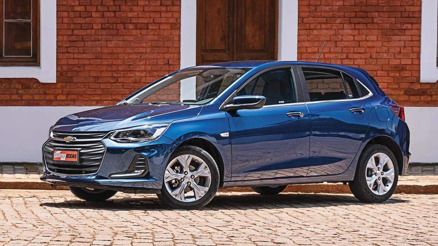 Chevrolet Onix 2024 mais barato tem seis airbags e até bluetooth de série