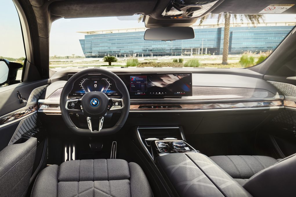 bmw_i7_m70_xdrive_30 BMW i7 M70 xDrive