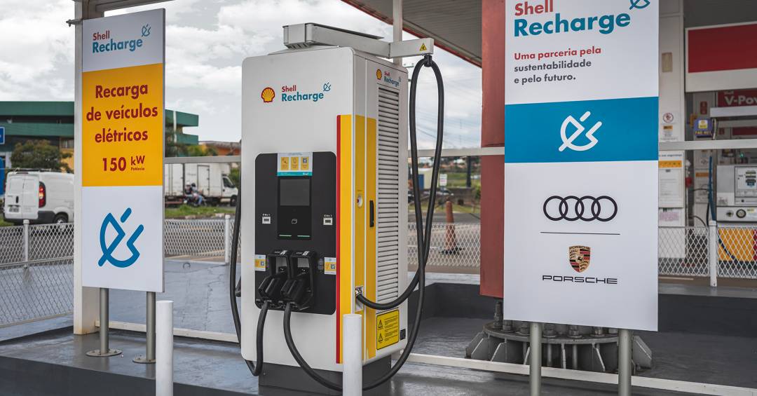 Shell fechará 1.000 postos de gasolina para focar em carros elétricos