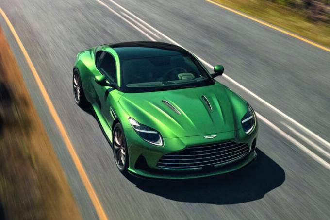https___www.carscoops.com_wp-content_uploads_2023_05_New-Aston-Martin-DB12_17-1024×625