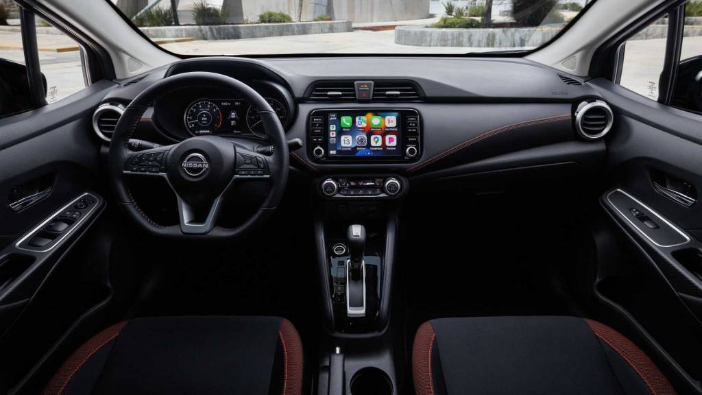 2023-nissan-versa-interior 2023-nissan-versa-interior