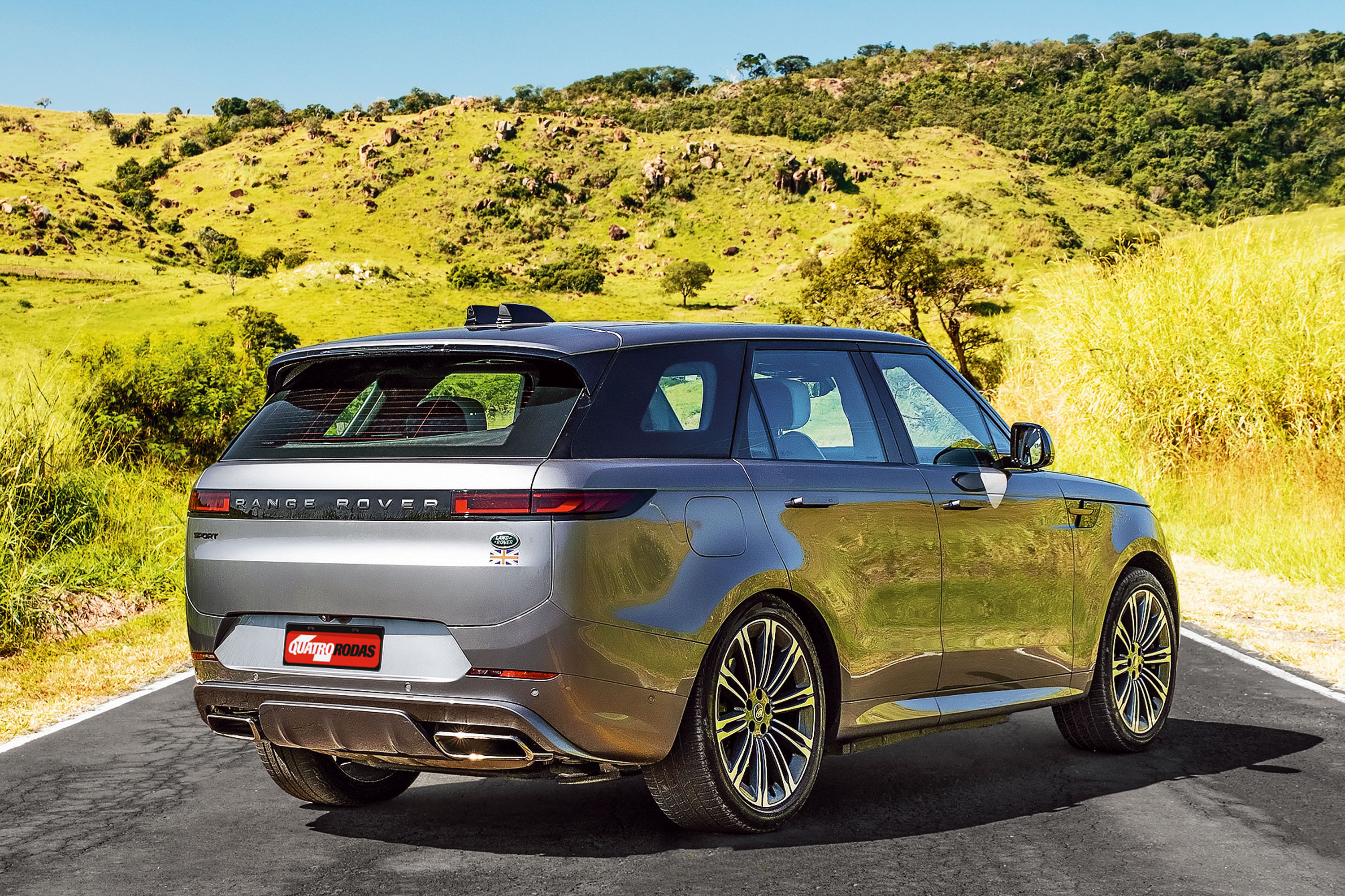 Range Rover Sport PHEV roda 88 km como elétrico, mas custa R 1 milhão