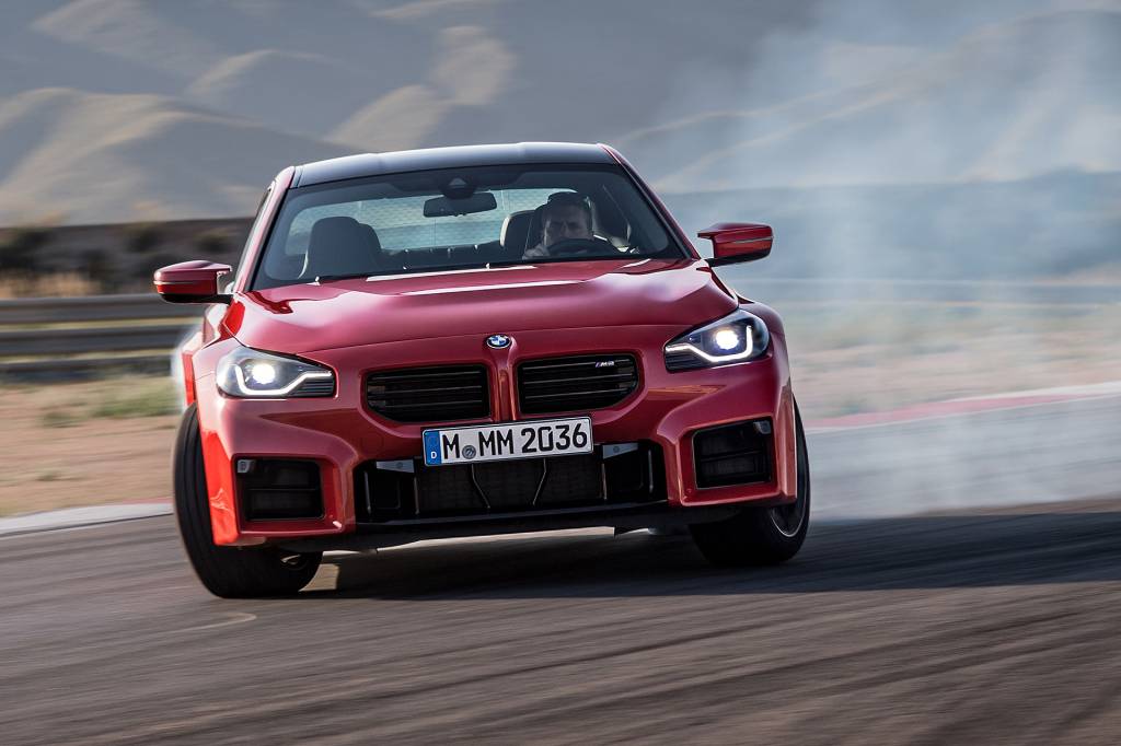 Novo BMW M2 chega ao Brasil com 460 cv a partir de R$ 617.950