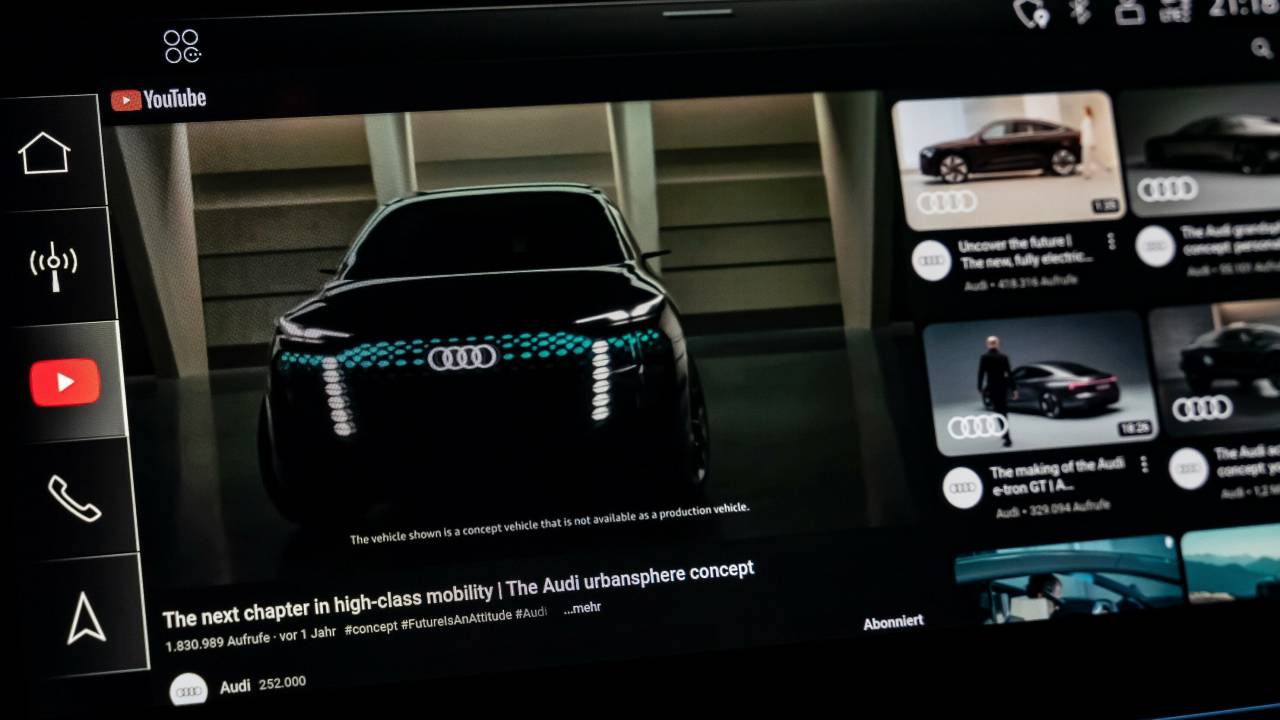 Audi is integrating the world’s largest video platform YouTube into the infotainment system of selected models. This is made possible by embedding the new store for apps.