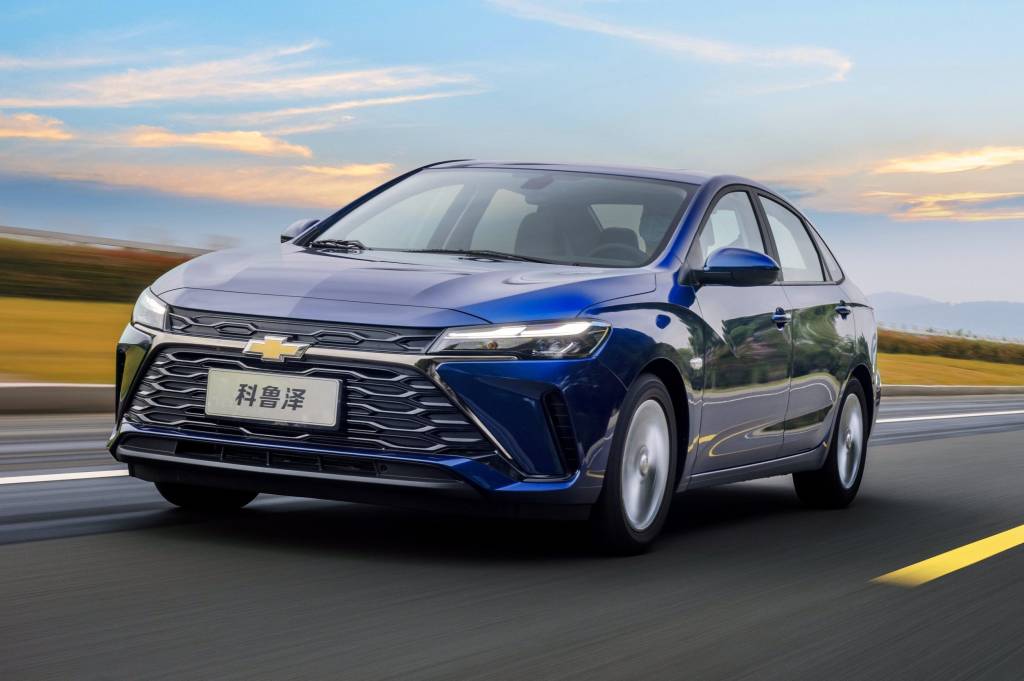 Como é o novo Chevrolet Monza que substitui o Onix na China e faz 21 km/l