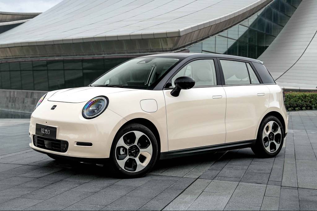 jac_yttrium_3_4 Com preço e números atraentes, “HB20 elétrico” da JAC já roda pelo Brasil