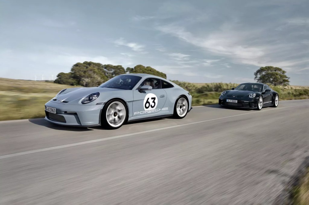 2024-Porsche-911-S-T-6-1536x1024