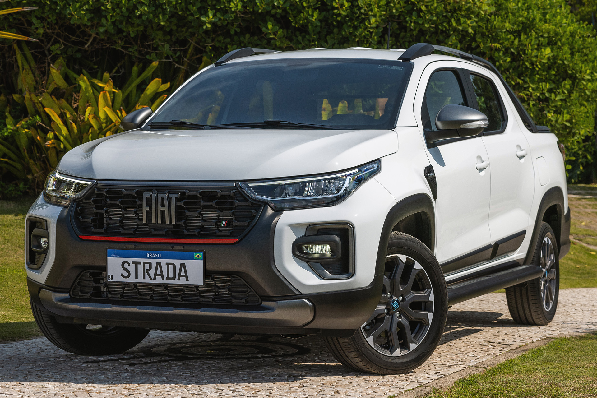 Fiat Strada 2024 tudo sobre a picape mais vendida no Brasil