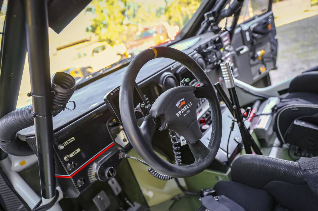 Mitsubishi L200 Triton Sport Racing