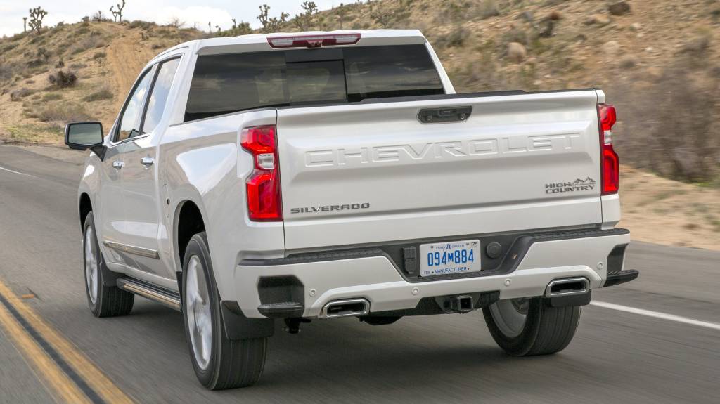 chevrolet_silverado_high_country_crew_cab_909-e1692727782990 Silverado High Country
