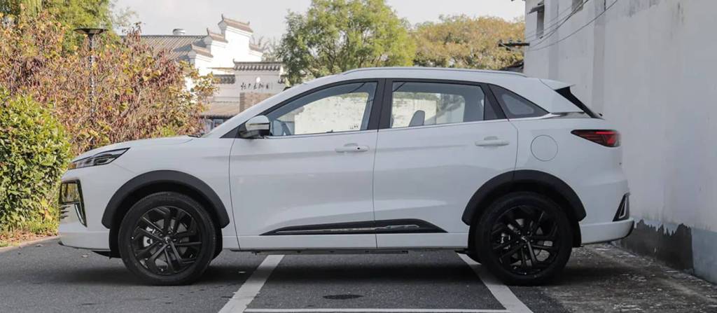 2-53 JAC QX PHEV