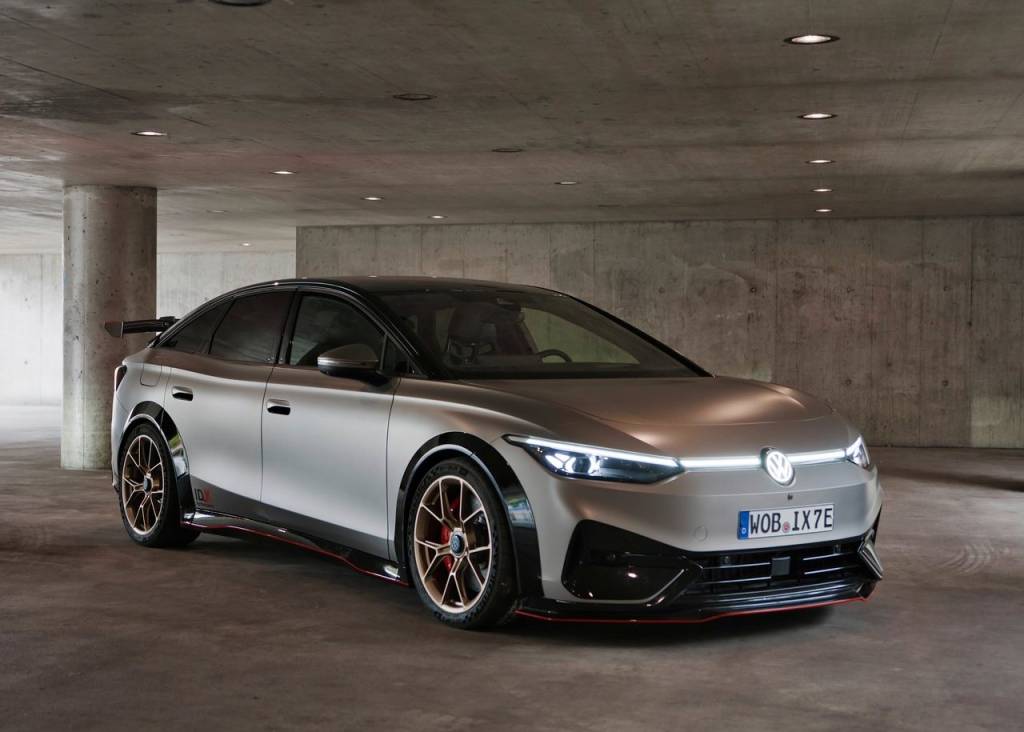 Volkswagen-ID.X_Performance_Concept-2023-1280-02 VW ID.X