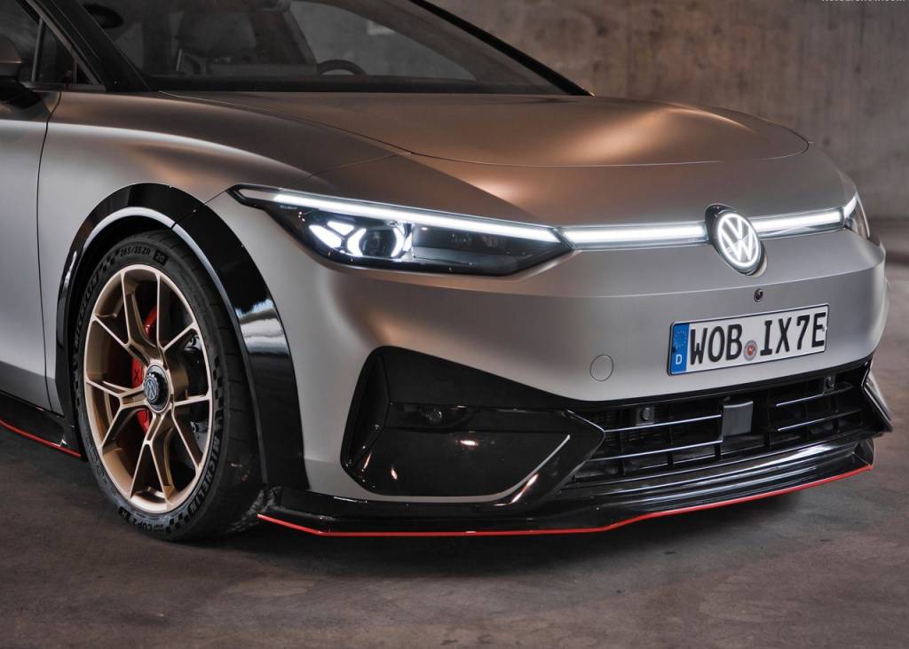 Volkswagen-ID.X_Performance_Concept-2023-1280-06 VW ID.X