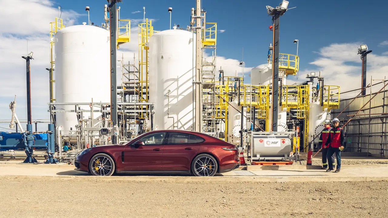 Das chilenische Werk für synthetische Kraftstoffe ist sein Partner Porsche.