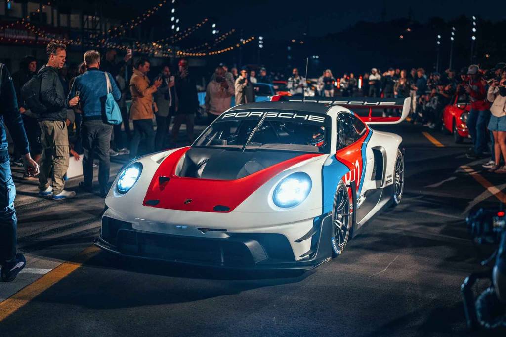 img Porsche 911 GT3 R Rennsport