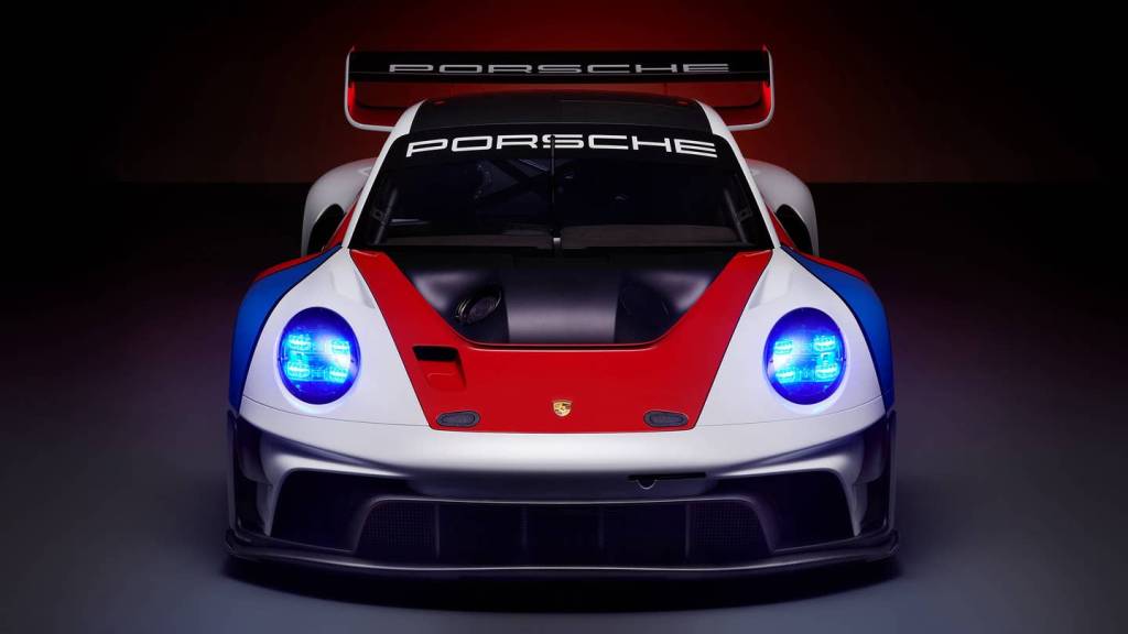 img_13 Porsche 911 GT3 R Rennsport