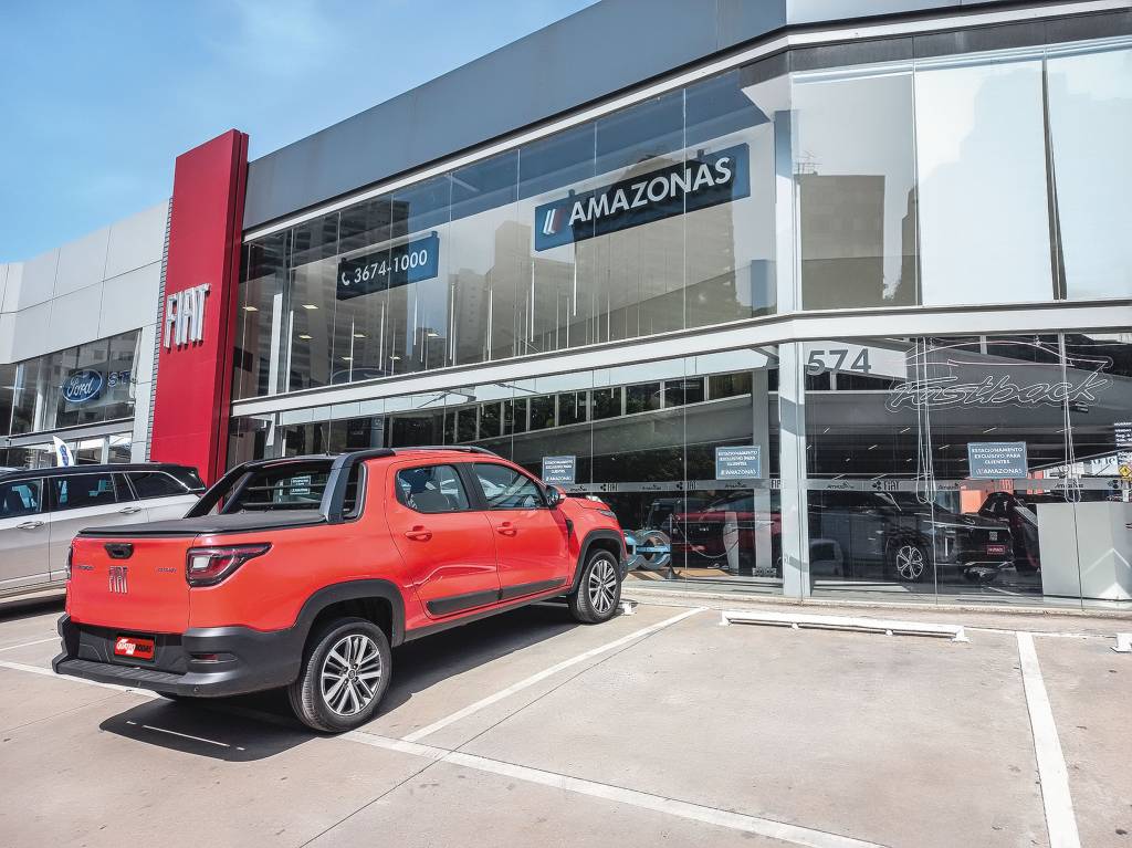 Nossa Fiat Strada usada se dá bem nas lojas mesmo aos 95.000 km