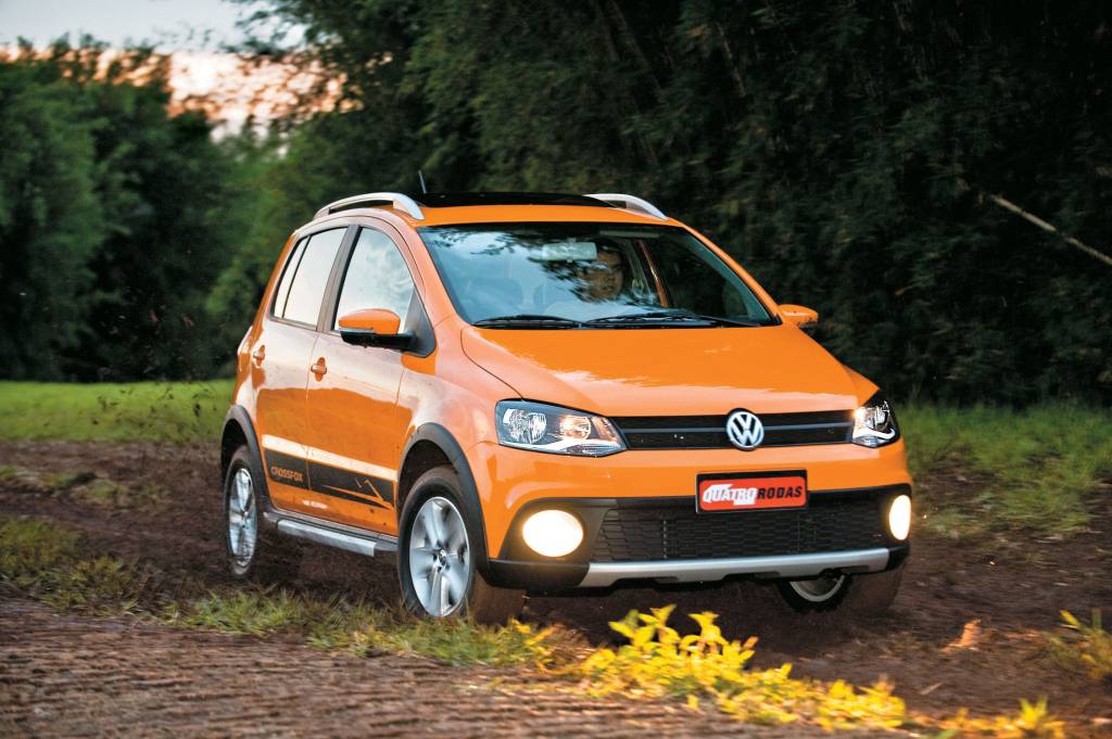 Volkswagen-CrossFox-2010-usado-defeitos-problemas